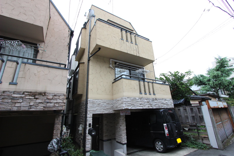 ＨＯＴＥＬ　ＥＬ　ＳＨＩＮＪＵＫＵ　２