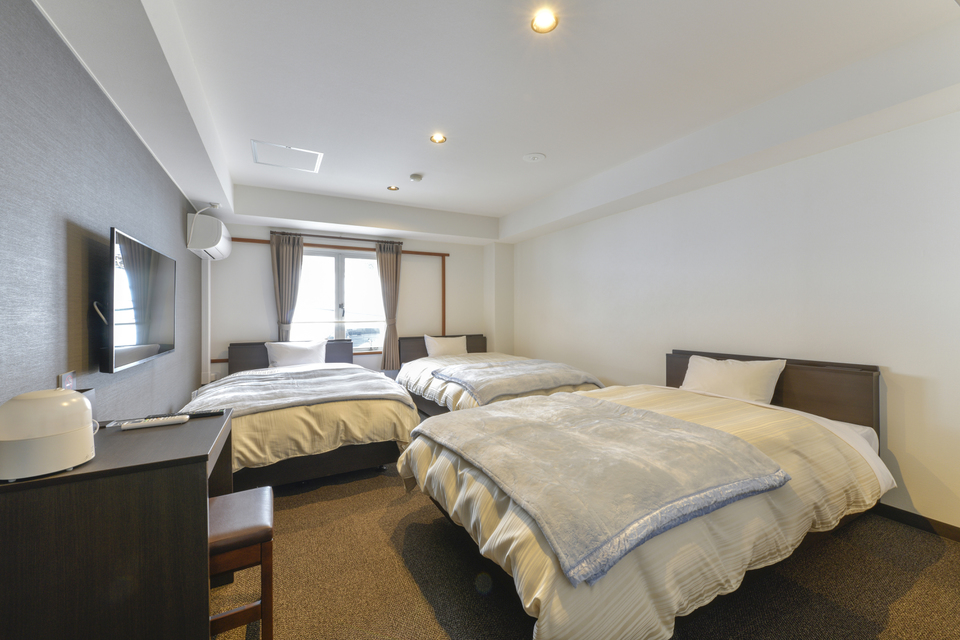 Ｇ－ＳＱＵＡＲＥ