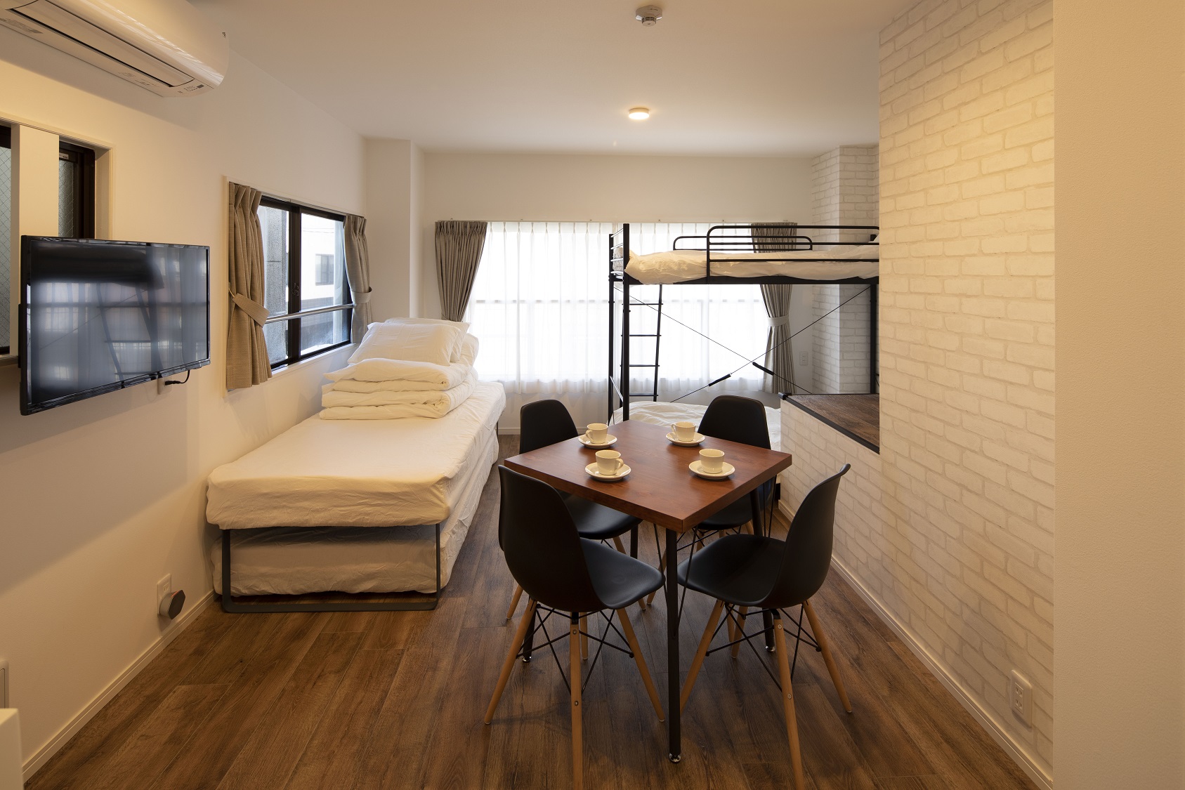 ＨＯＴＥＬ　ＬＩＴＴＬＥ　ＢＩＲＤ　ＯＫＵ－ＡＳＡＫＵＳＡ