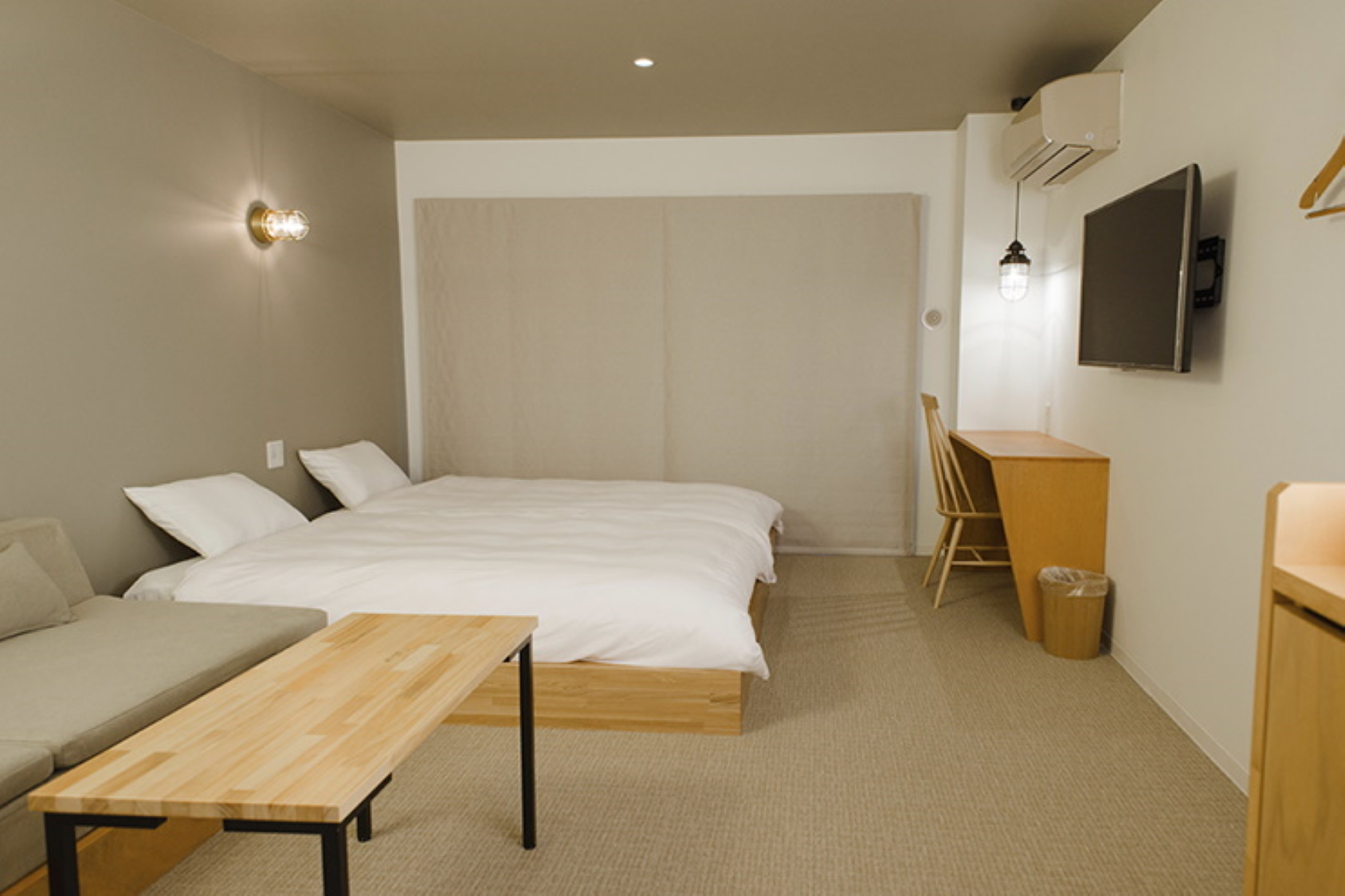 ＷＰＵ　ＨＯＴＥＬ　ＨＡＫＯＮＥ（旧：エンブレムフロー箱根）