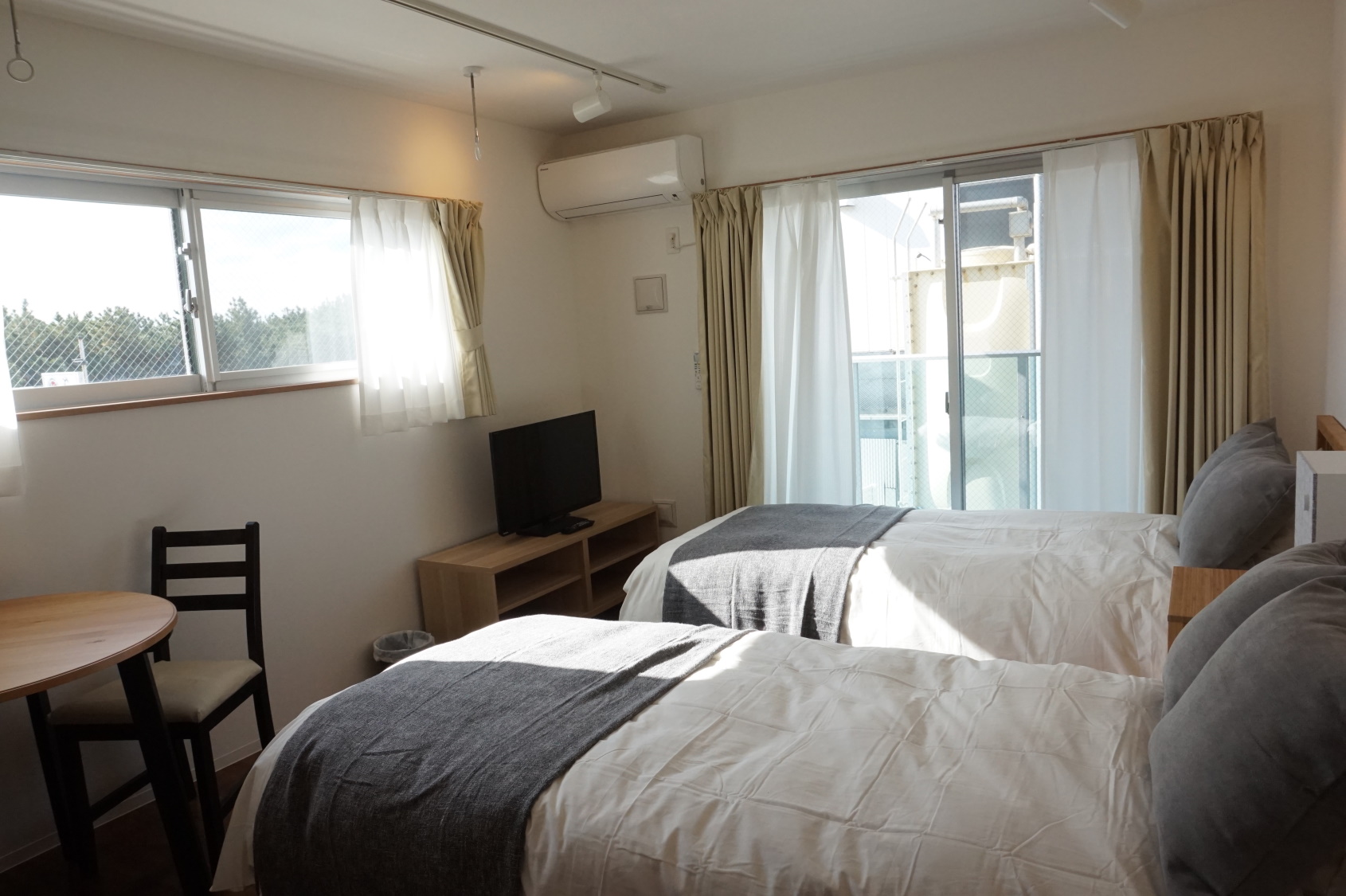 KUGENUMA INN & SUITES