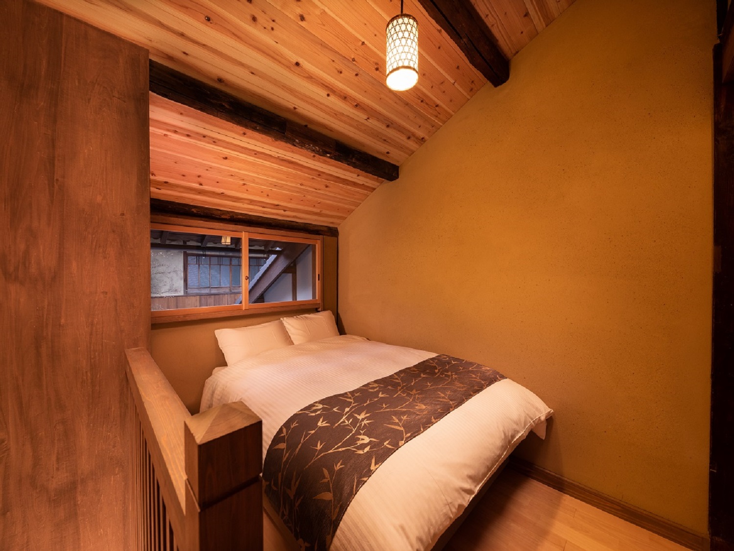 奏　松原御幸町　もみじ邸