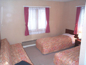 カントリーイン・ザ・コロニアルハウス