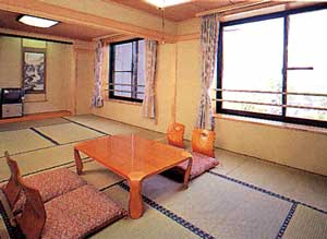 源泉かけ流しと眺望露天の湯宿　おもだか