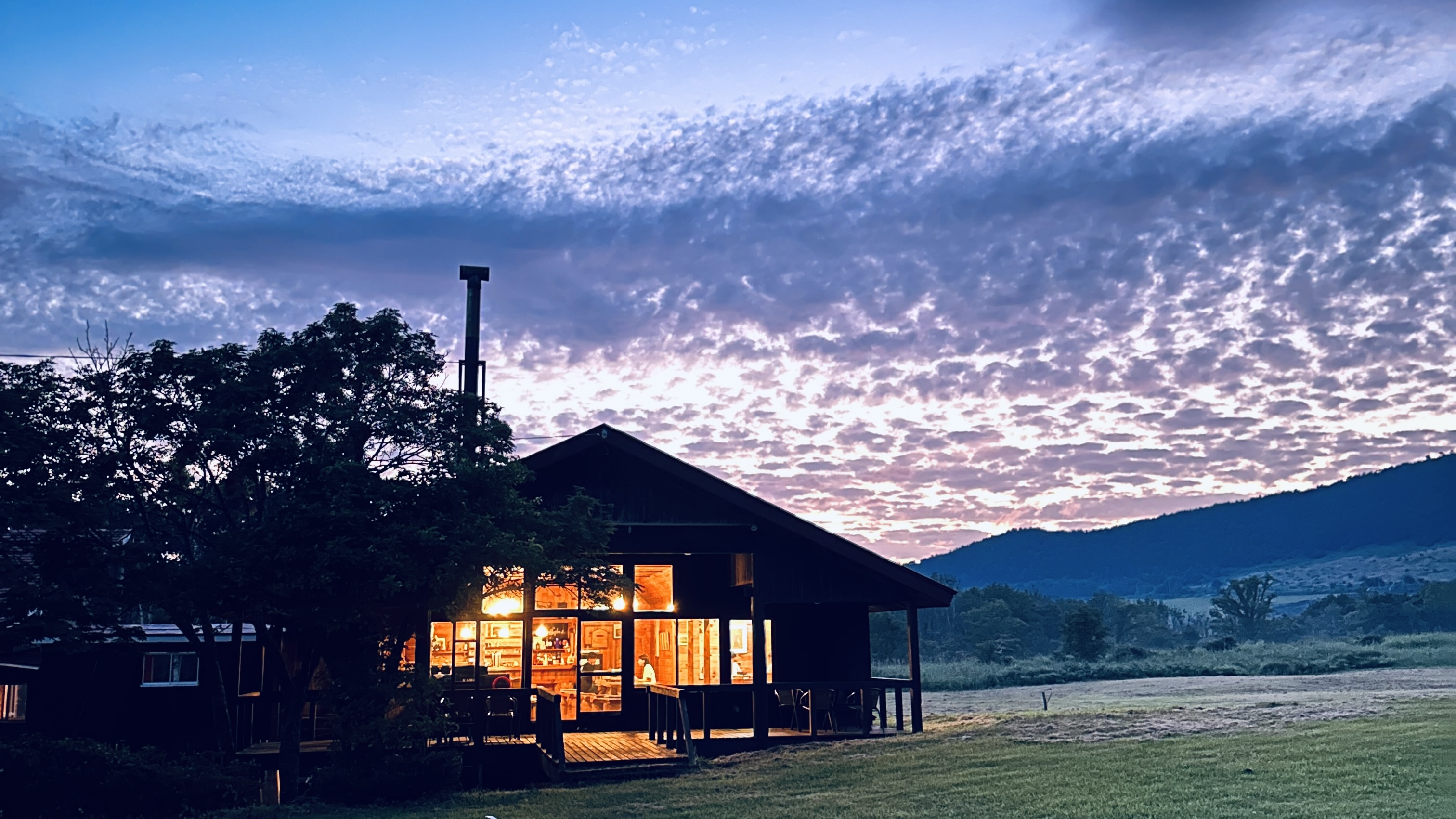 星降る山荘　七時雨山荘