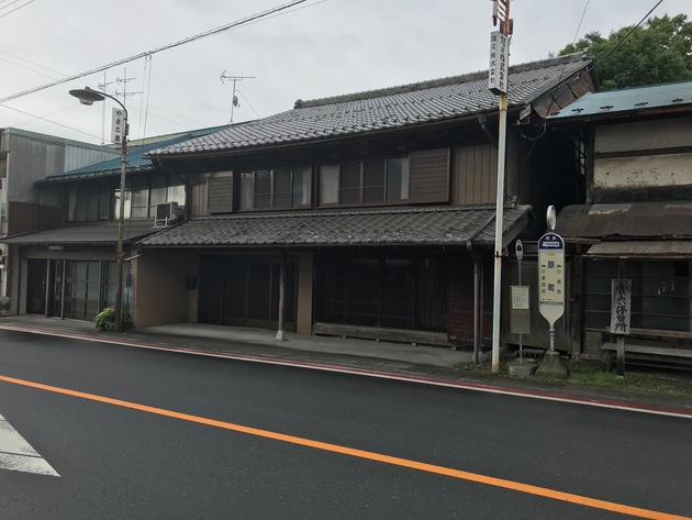 ビッグログハウス/民泊