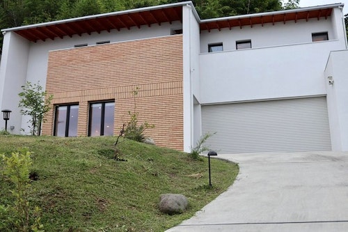 ゲストハウス「MAHORAMA」/民泊