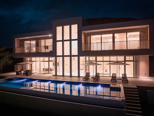 関西最高級 温まる白浜温泉付き6億円の超豪華ヴィラまるまる貸切 家族親友忘年会セミナー ^