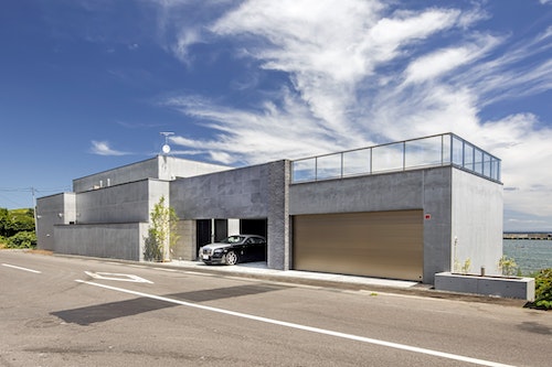 観光地・小樽祝津の海岸線に建つ500m2越えの完全貸し切り物件でリゾートステイ/民泊