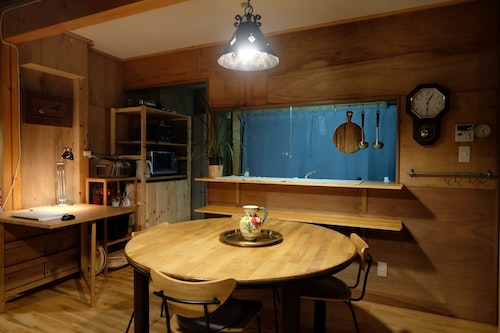 比良山系の麓のLODGE Gelande(自然の中の山小屋風一軒家) ^