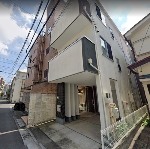 【Ｃｒｏｗｎ　海辺】　＾