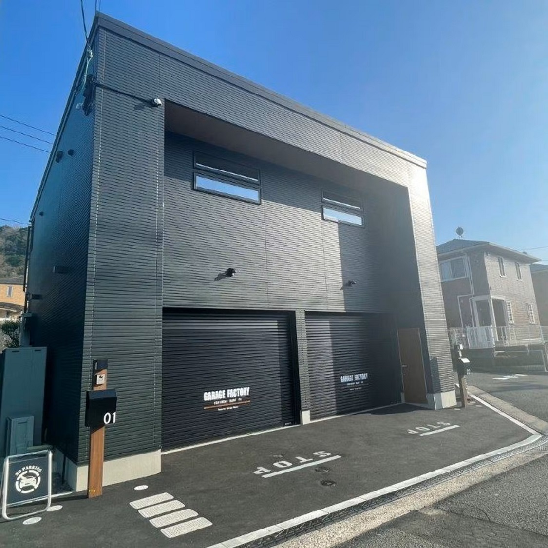 ガレージホテル石内BASE 無人チェックインシステム導入/民泊