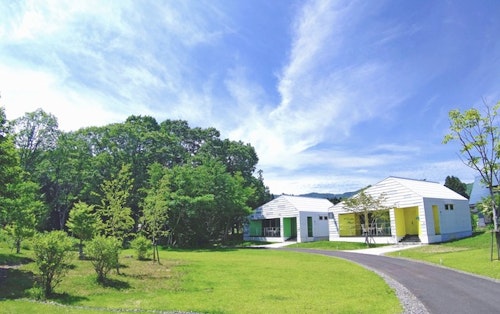 Holiday House グリーンガーデン ^