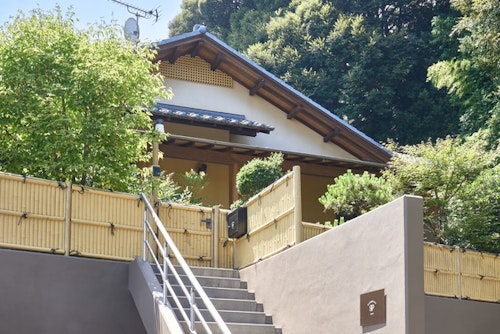 ＧＬＡＭＰＥＴＩＴ　ＫＯＨ　＾