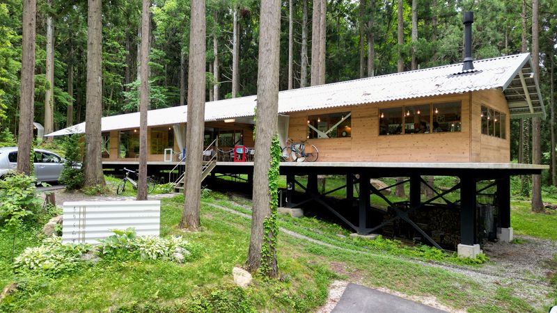 森の中の喫茶とお宿もりくらす