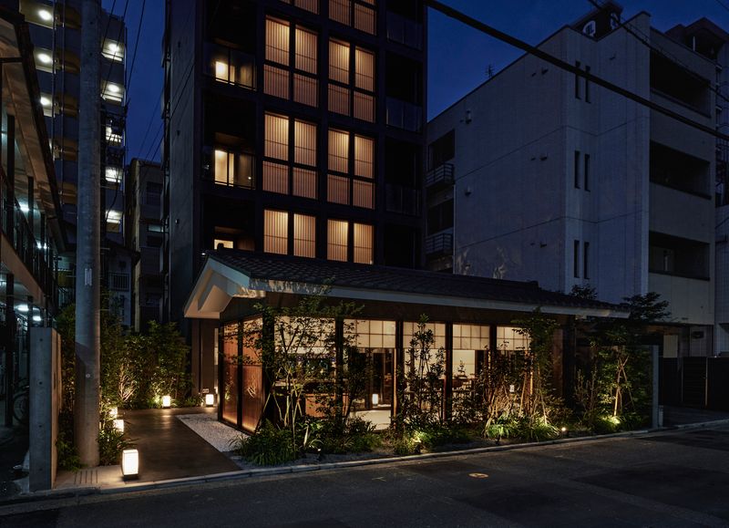 THE HOTELS HAKATA 春重 本館