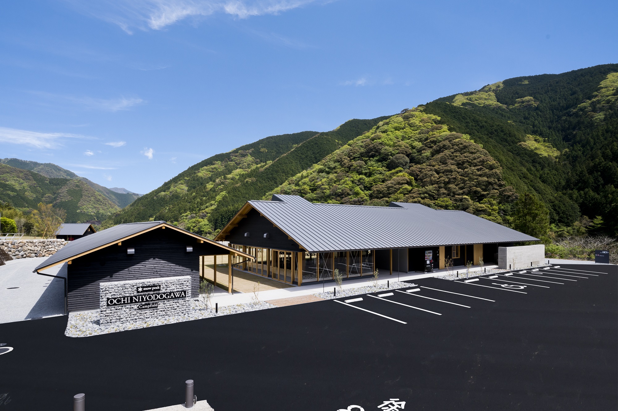 スノーピークおち仁淀川キャンプフィールド