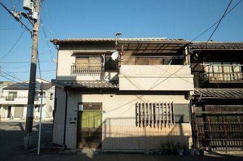 一棟貸し切り2階建て町屋風の一軒家/民泊