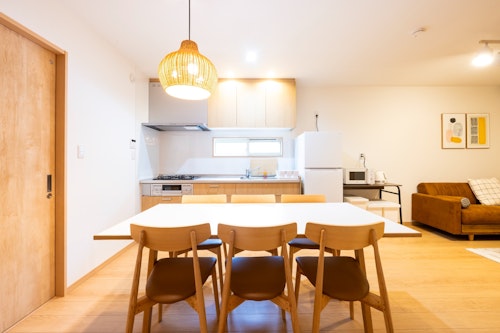 ecru 住吉 logement 2 ^