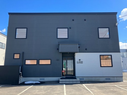 ＪＬ　ＨＯＵＳＥ　ＫＵＴＣＨＡＮ　＾