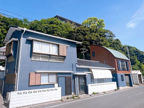 夕日と海の貸切宿　海しずく　＾