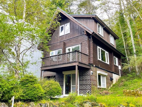 【富士ビューロッジ】自然豊かなBBQ体験!一棟貸しログハウス/民泊