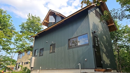 ｈａｌｃｏｙａ　ｈａｎａｒｅ　＾