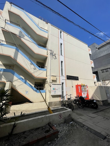 クラリス博多 博多駅まで徒歩10分。好立地で近隣施設も充実!/民泊