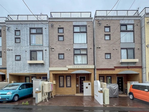 Ｆｌｅｘ　ｃｅｌｌａ　ｓａｔｏｚｕｋａ／民泊