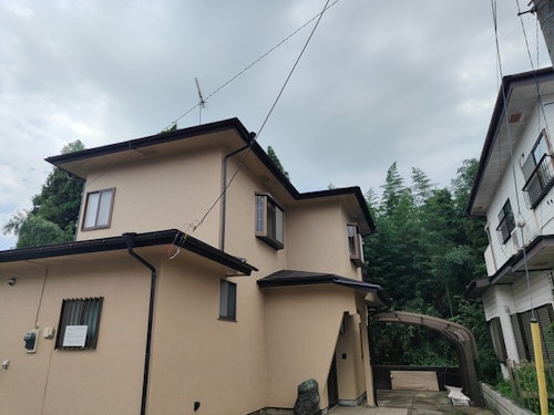 一棟貸切【広々97平米】 定員8人 禁煙 駅徒歩9分 駐車場3台EV対応 日光杉並木街道の家 ^