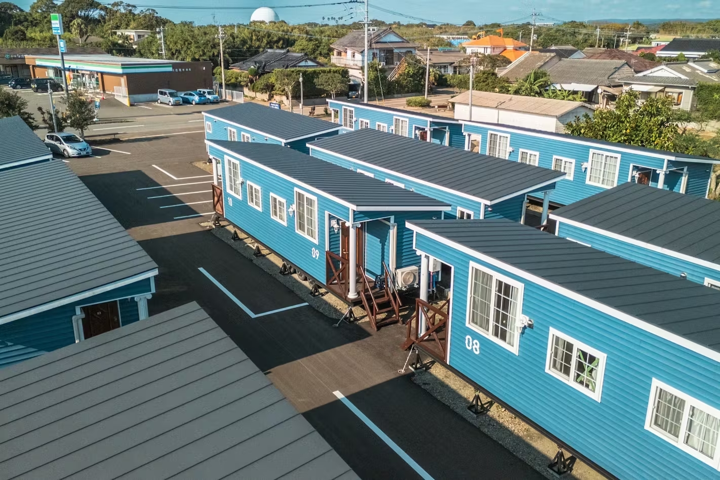 Ocean Village 種子島 ★青い列車 ^