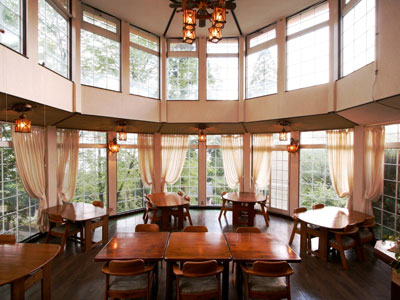 天からの贈り物　Ｖｉｌｌａ　Ｍｏｎｔｐｅｔｒｅ（ヴィラ　モンペトル）