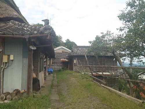 霊峰剣山の北側 日本の原風景 田舎暮らし リトリート 家賀乃里 古城 ^