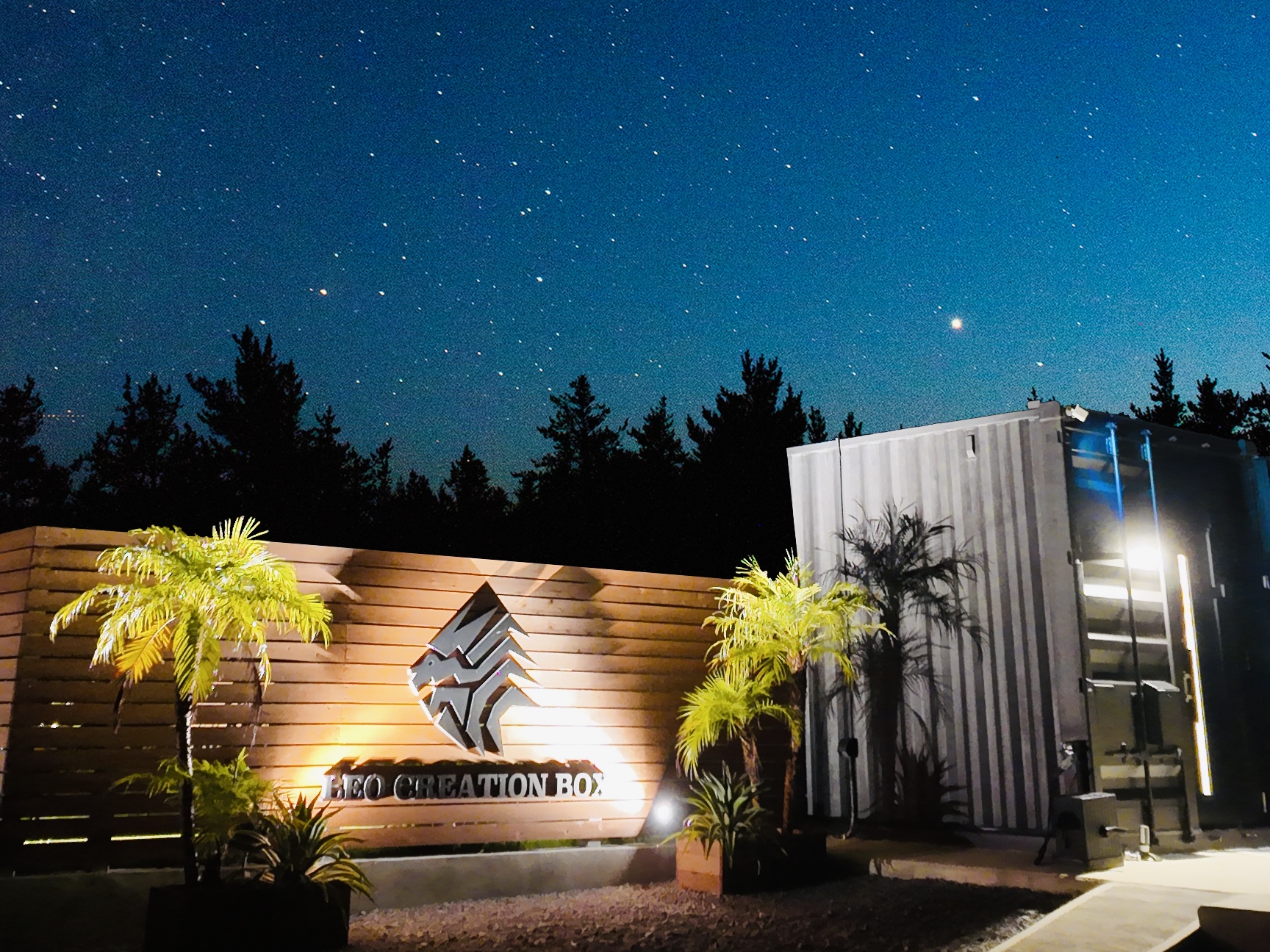 LEO CREATION BOX<古宇利島>