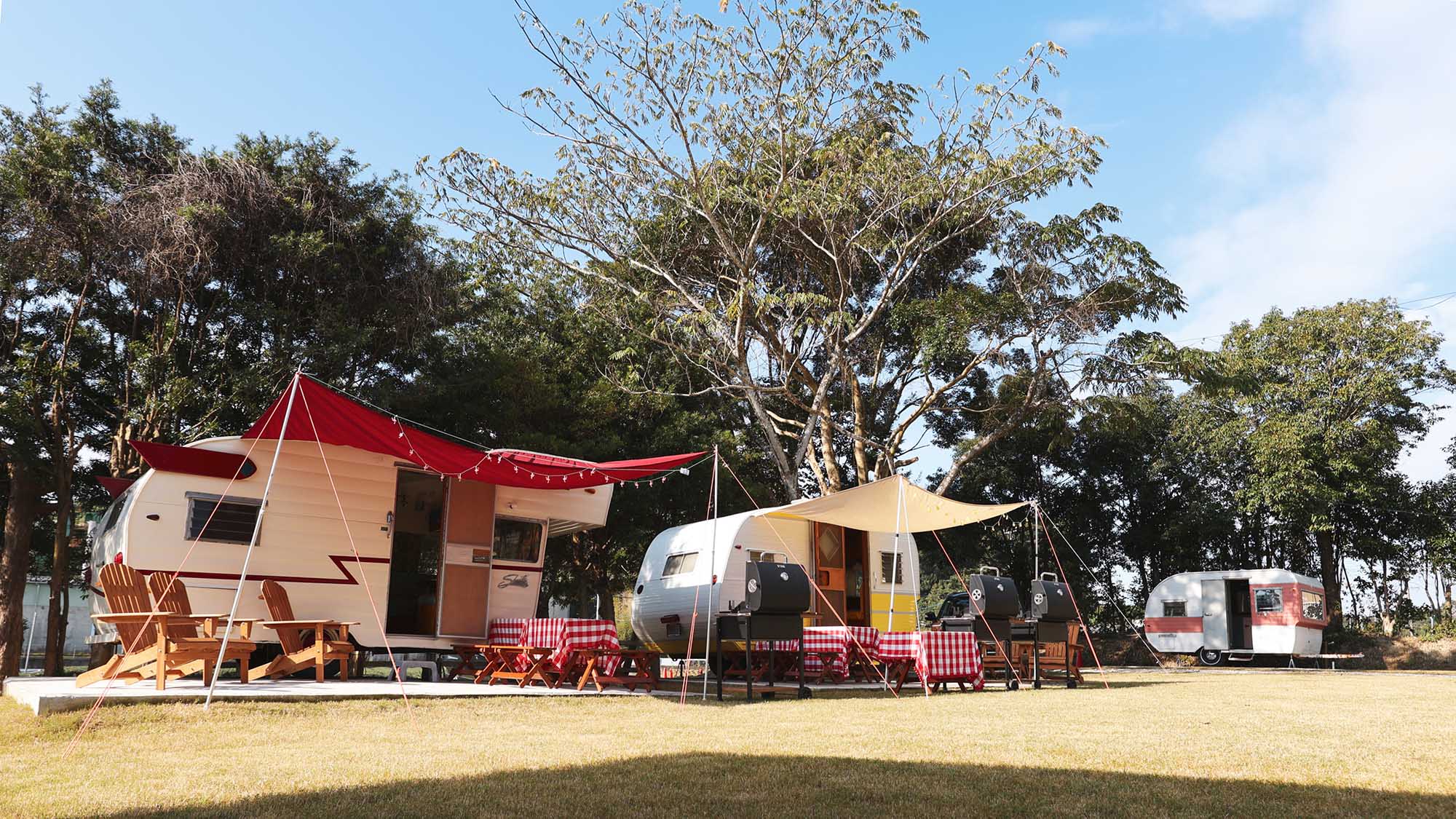 Ｂｅｖｅｒｌｙ　ｇｌａｍｐｉｎｇ