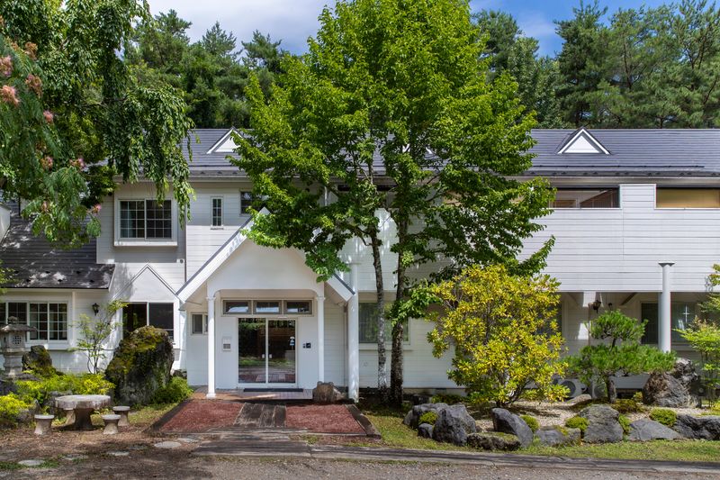 ＦＵＪＩＹＡＭＡ　ＩＮＮ　ＣＯＮＩＦＥＲ