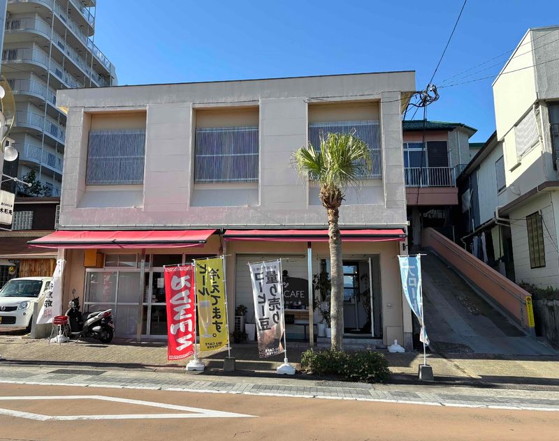 ＩＢＵ　ＣＡＦＥ　ＨＯＵＳＥ