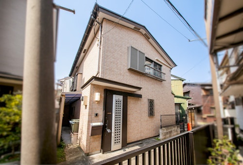 池袋・新宿エリア|駅近|商店街徒歩圏内|貸切一戸建|2部屋・最大5名宿泊可/民泊