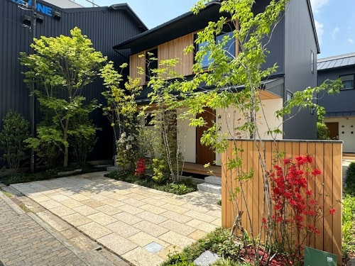 塩屋筋ガーデン447 ^