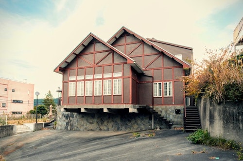 ＳＴＡＲＲＹ　ＳＴＡＹ　ＶＩＬＬＡ　ＮＩＳＨＩＡＴＡＭＩ　＾