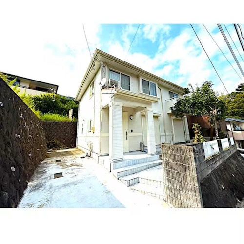 箱根の山々を望む宿『SAKURA  HOUSE』まるまる一棟貸し ^