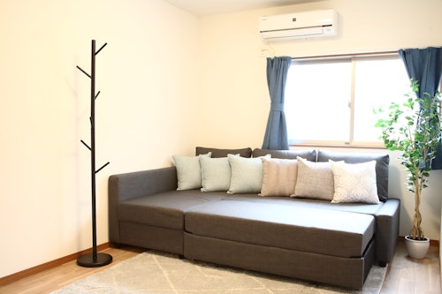 駅近5分!家族旅行に最適な清潔一軒家/最大定員8名#CS12/民泊