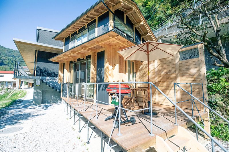 クロスフィットおおとよストレングス「タイニーハウス」