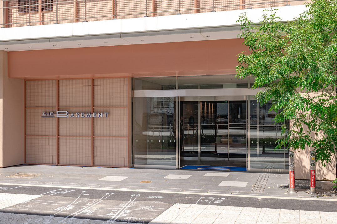 ＴＨＥ　ＢＡＳＥＭＥＮＴ　ＨＯＴＥＬ　大阪本町