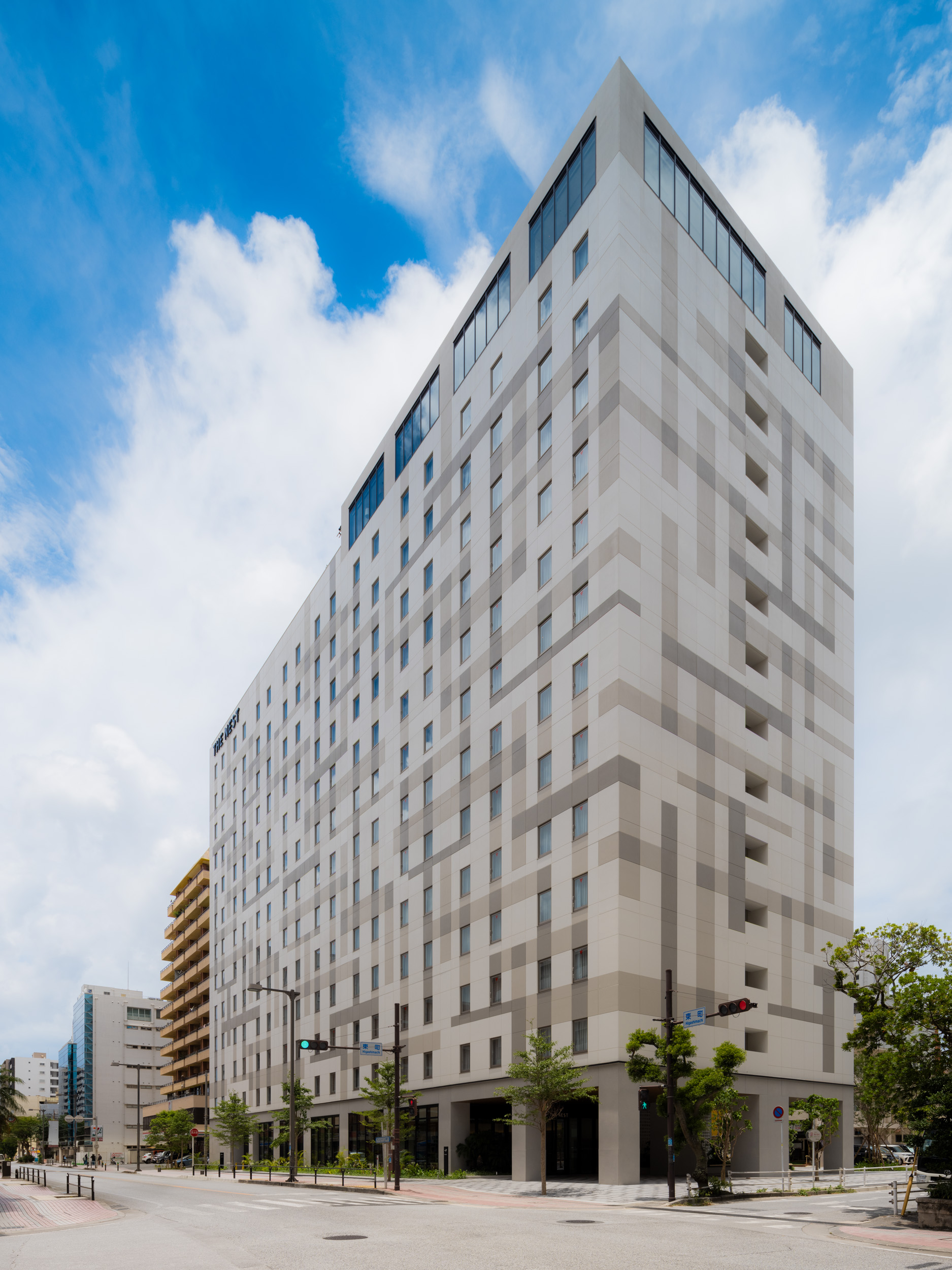 THE NEST那覇(2025年7月15日新規オープン)