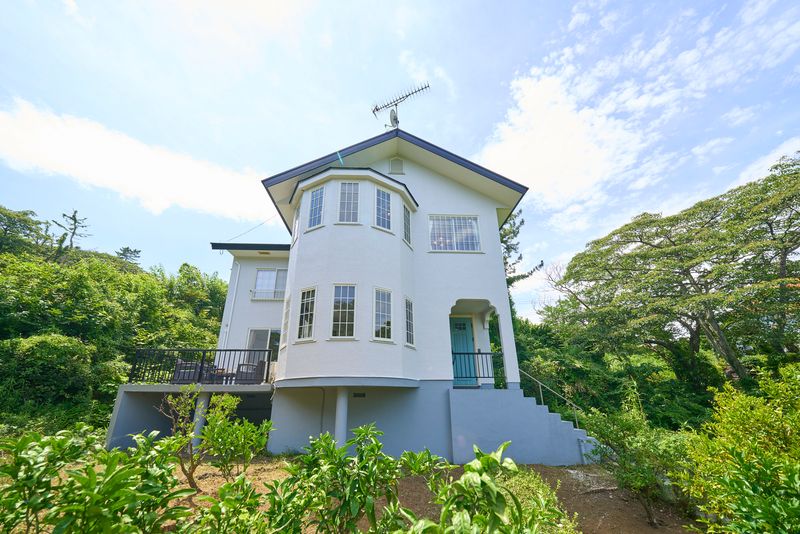 スイートヴィラ みかんの花咲く白い家