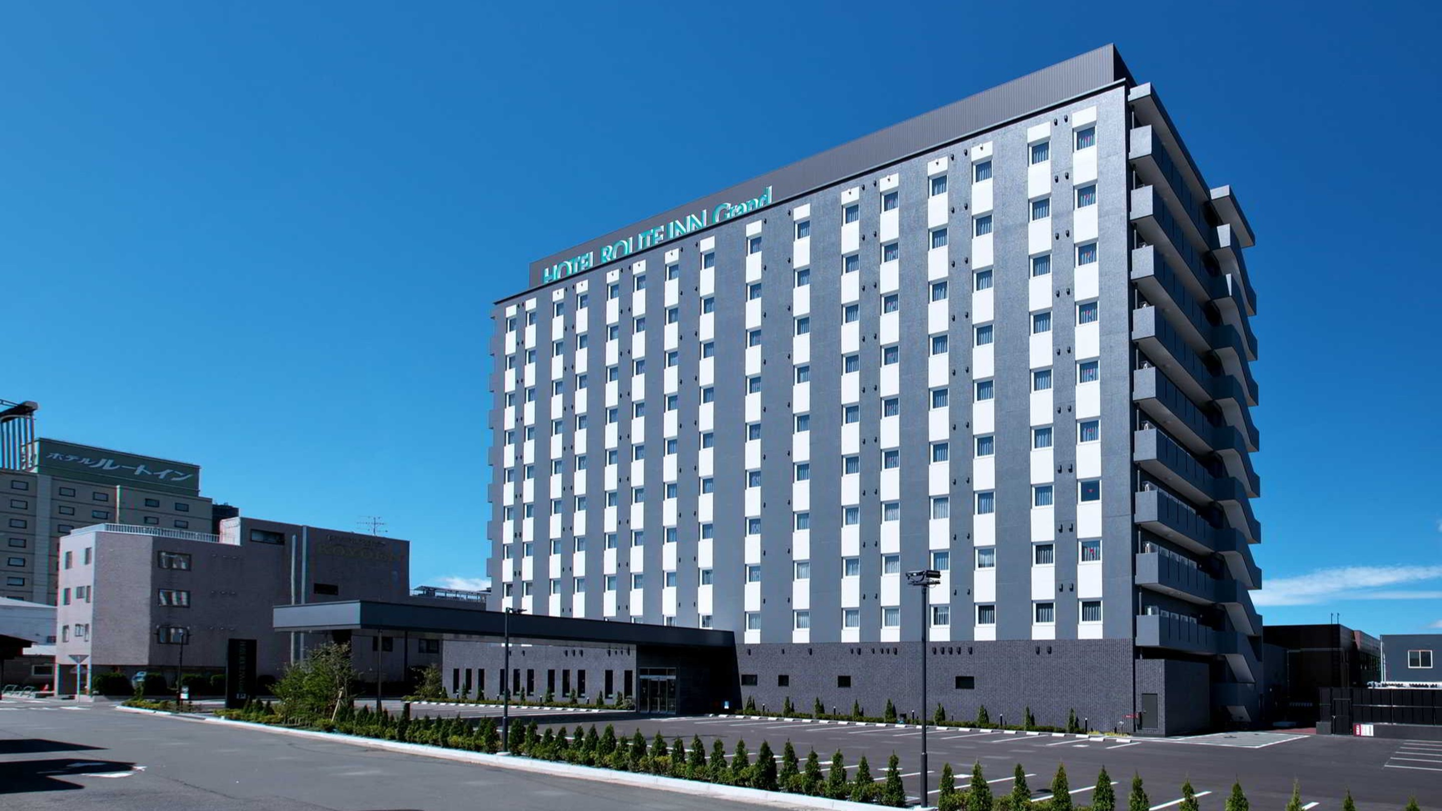 ホテルルートインＧｒａｎｄ三沢－ＥＡＳＴ　ＣＯＵＲＴ－