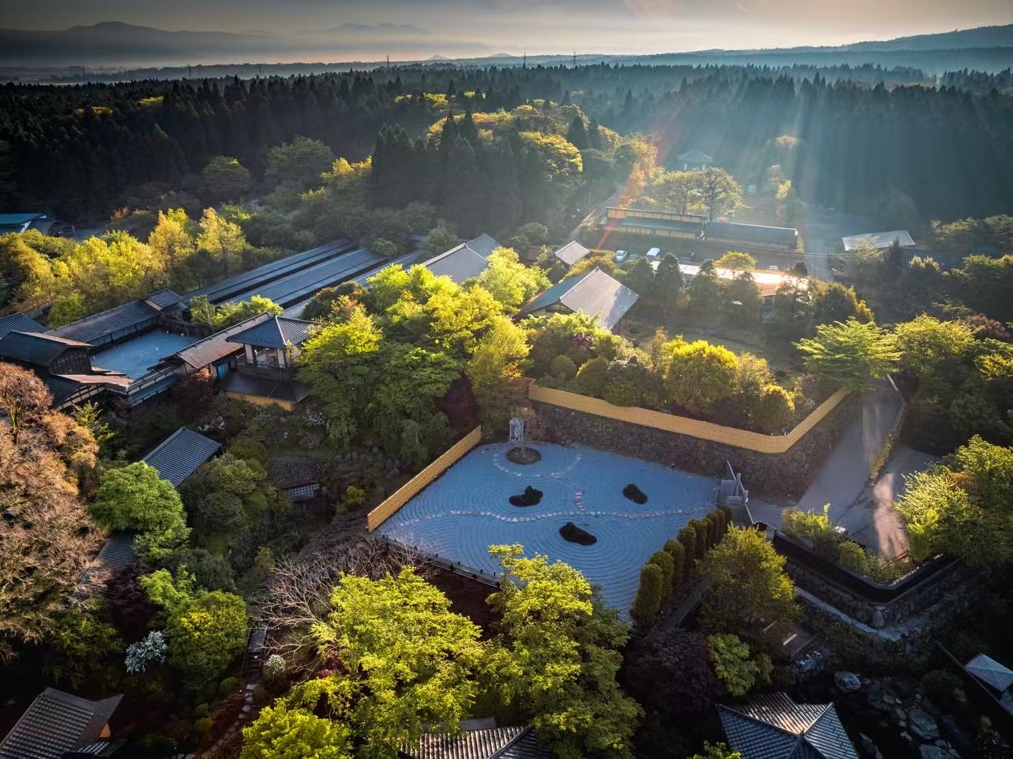 鳴鳳堂　－Ｃｕｌｔｕｒａｌ　Ｒｅｓｏｒｔ　Ｍｅｉｈｏｄｏ－