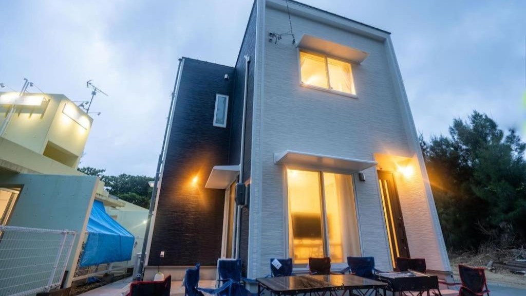 家族の笑顔　笑顔のあふれる体験を　沖縄一棟貸しのお宿　Ｃｏｒａｌ　Ｏｎｎａｓｏｎ