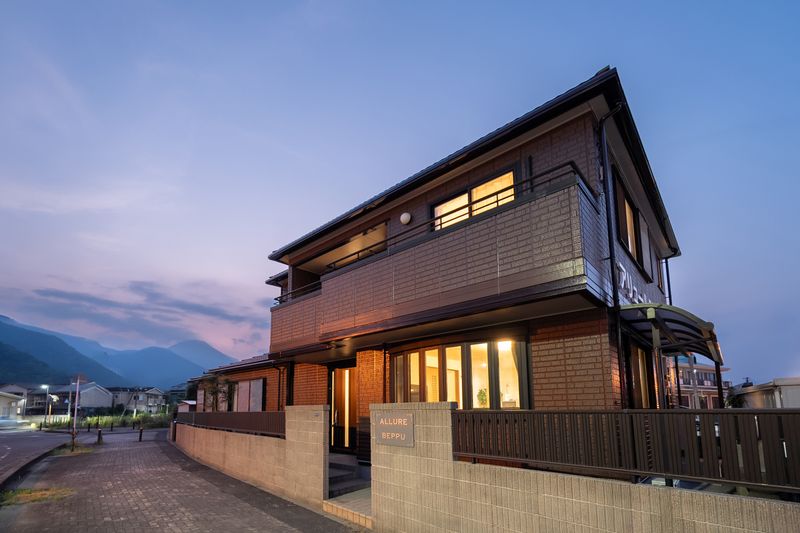 アリュール別府